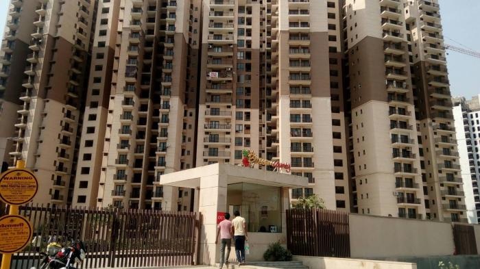 Logix Blossom County  Sector 137, Noida